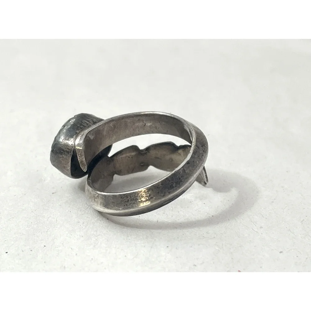 Vintage Sterling Silver Turquoise Ring Leaf Design Rustic Size 6